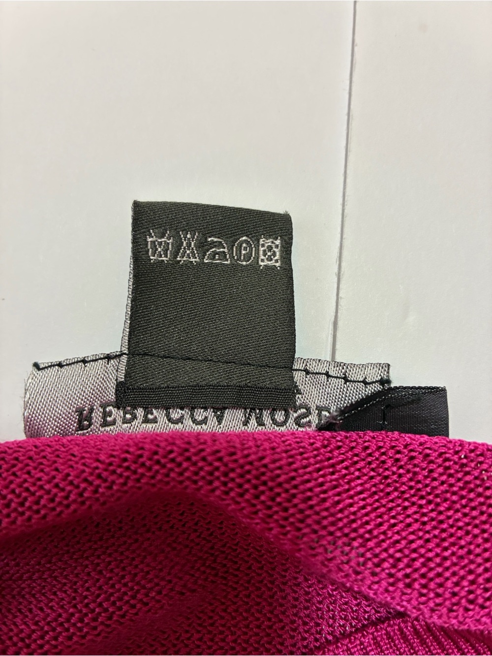 Rebecca Moses Knit V-Neck Pullover in Fuchsia - Picture 5 of 6
